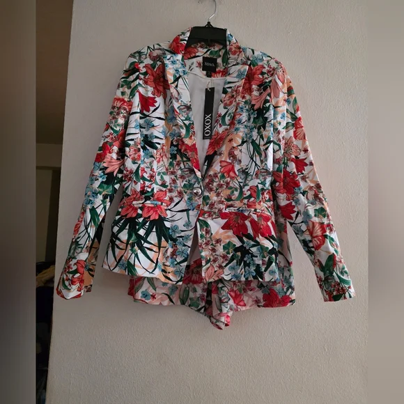 XOXO Floral Blazer Jacket Multicolored Sz S NWT. BLAZER ONLY - Picture 4 of 13